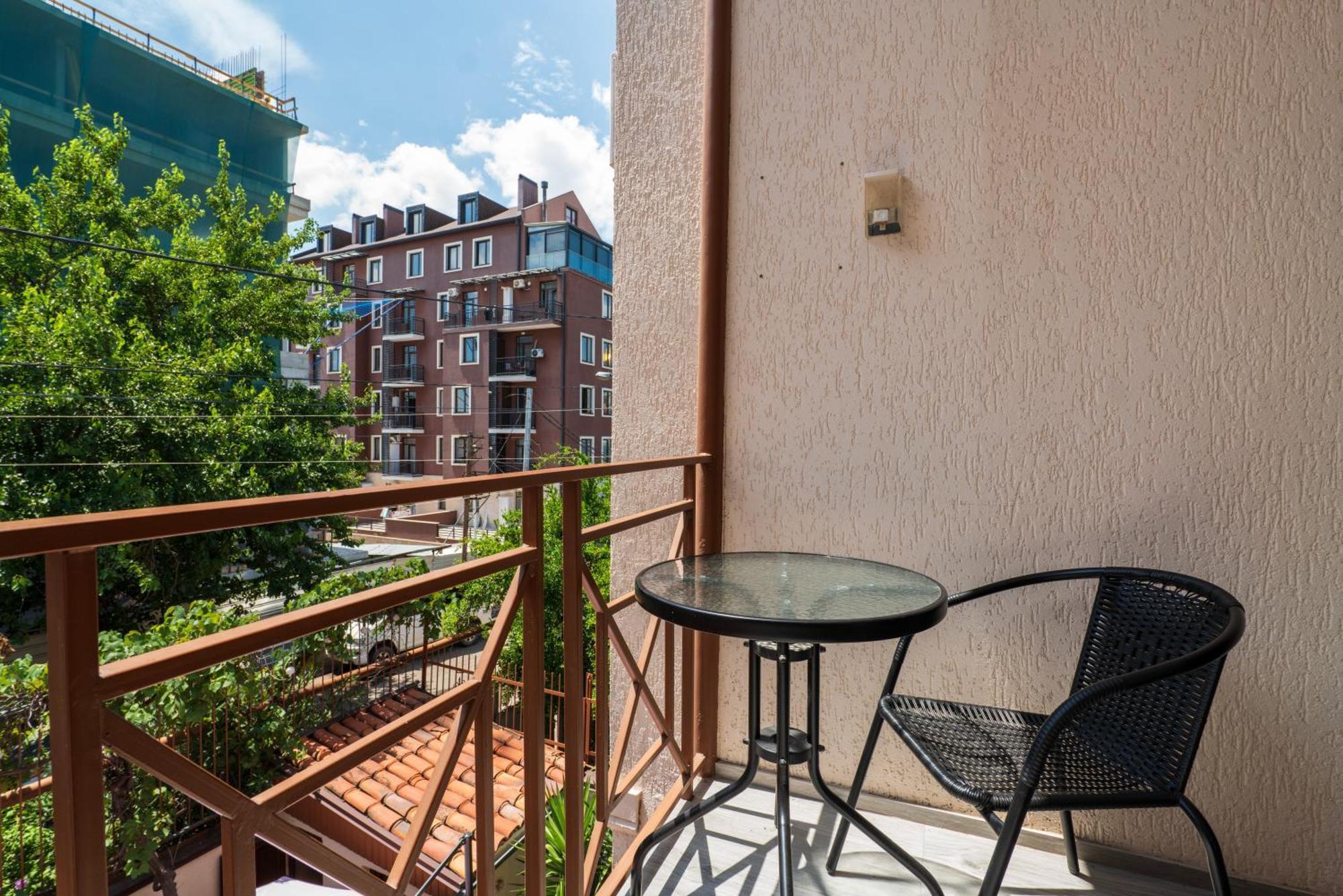 Hotel A&K Tbilisi Luaran gambar
